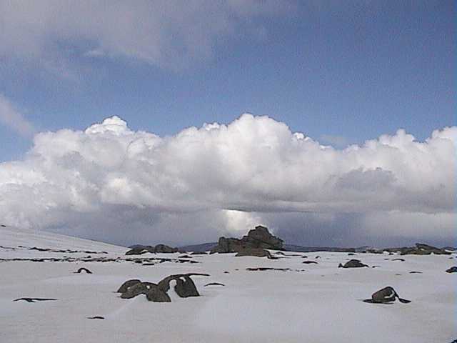 Saturday�s changing weather on the main range
