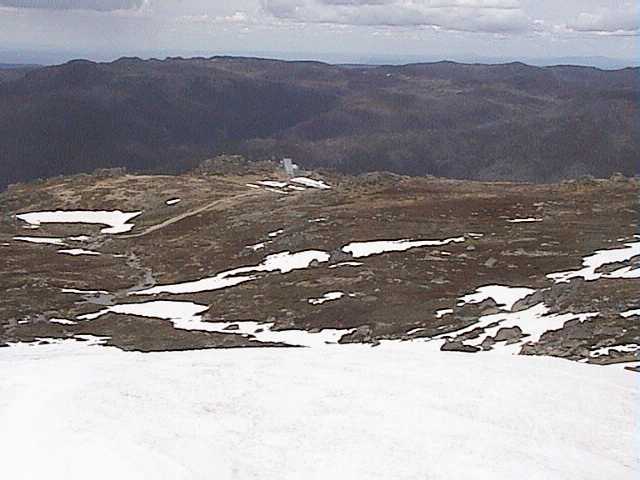 Much more grass between Signature Hill and Eagle�s Nest below