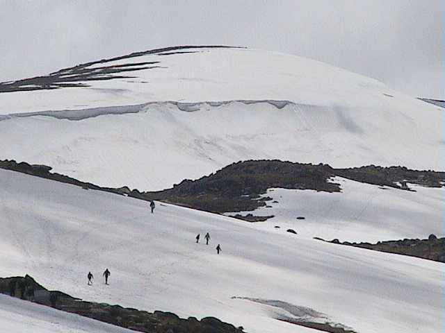 Mt Kosciuszko � kosi cornice is still huge