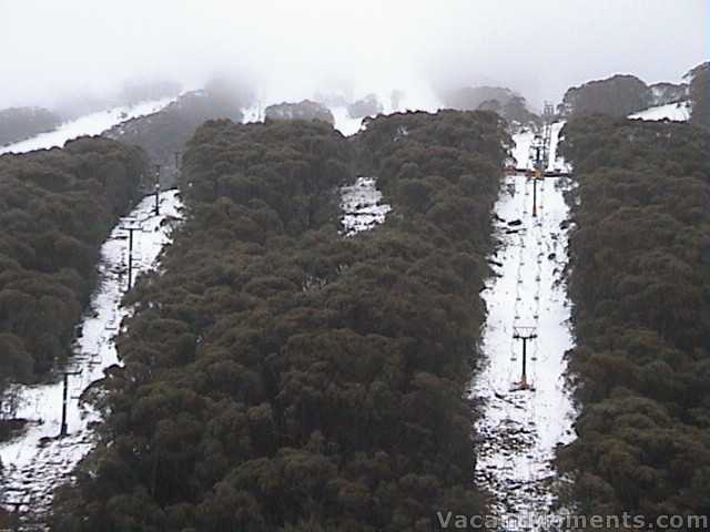 Crackenback shrouded in cloud – Thursday morning