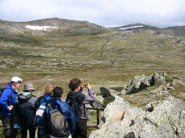 Mt Kosciuszko in the distance, from the Kosi Lookout<BR>taken 9 days ago and there�s been a lot of rain since then